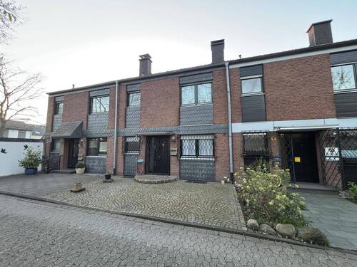 Außenansicht - 4 Zimmer Reihenmittelhaus in Krefeld
