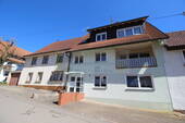 Neubau-Altbau - 1 Zimmer Mehrfamilienhaus, Wohnhaus in Hüfingen / Fürstenberg