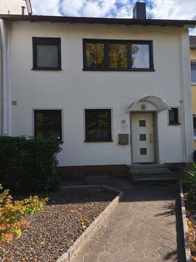 Eingang.jpg - Schönes Reihenhaus in ruhiger Lage