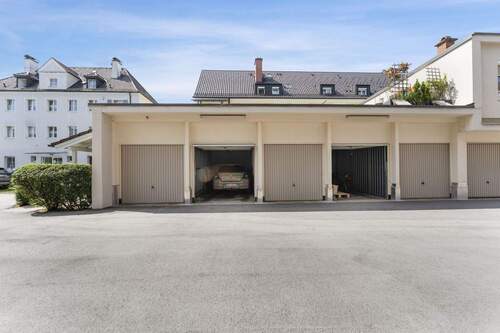 Garagenstellplatz - 