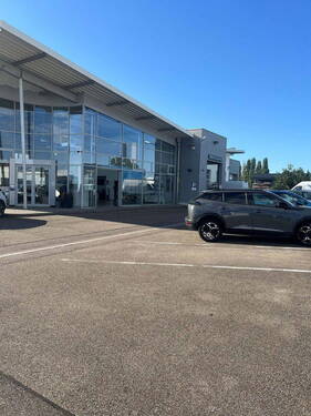 Außenansicht - Moderne und möblierte Bürofläche in zentraler Lage in Achern Fläche flexibel teilbar