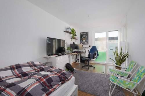 Studentenzimmer 1 - 2 Zimmer Etagenwohnung zum Kaufen in Karlsruhe / Oststadt