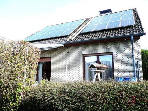 Solar auf dem Dach - 4 Zimmer Einfamilienhaus in Hemdingen