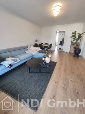 Wohnzimmer_ - 3 Zimmer Etagenwohnung zum Kaufen in Uetersen