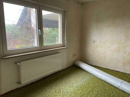 Erdgeschoss: Wohnraum - Mehrfamilienhaus, Wohnhaus in Neustadt an der Aisch zum Kaufen