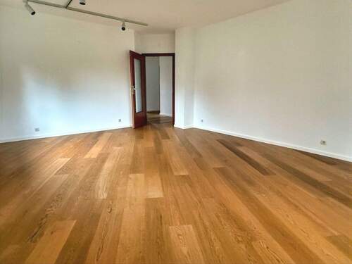 Wohnen/Essen - 2 Zimmer Etagenwohnung in Zirndorf