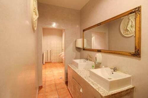WC Gewerbe(1) - 