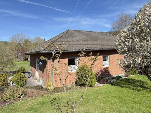 Ansicht - 5 Zimmer Einfamilienhaus zum Kaufen in Eßbach