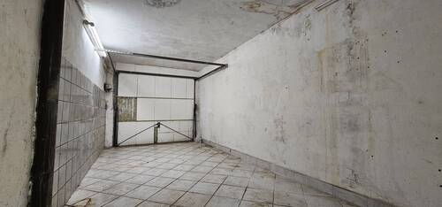 Garage 2.jpg - 