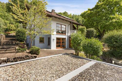 Hausansicht - Ein Ort zum Ankommen - Großzügiges Wohnen im Grünen