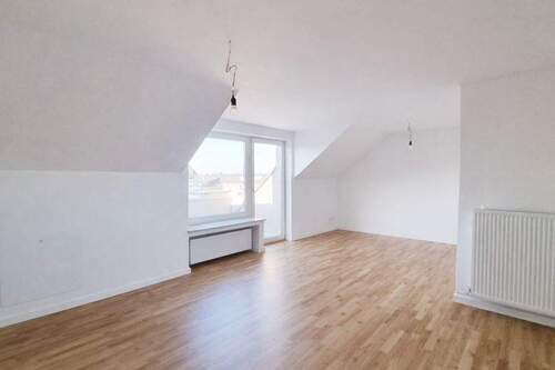 Zimmer 2 - Etagenwohnung mit 103,00 m&sup2; in München zur Miete