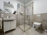 Modernes Badezimmer - 