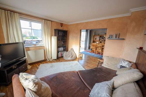 887d9192-ec5f-45c3-a69a-996cc55c7488 - 