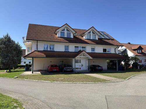 Ansicht - Charmante 3,5-Zimmer-Wohnung mit Balkon und Carport in bevorzugter Lage in Villingendorf