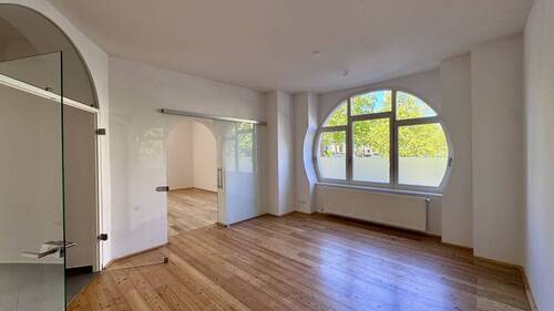 Büro 2 - 