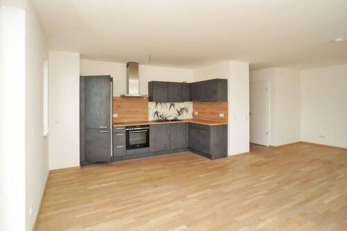 Wohnen2 - Etagenwohnung mit 95,10 m² in Zöllnitz zur Miete