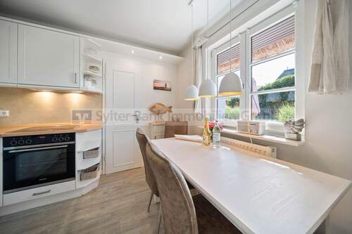 Küche - 3 Zimmer Reihenmittelhaus zum Kaufen in Wenningstedt-Braderup