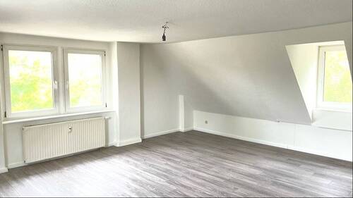 Wohnen - 2 Zimmer Etagenwohnung in Dresden