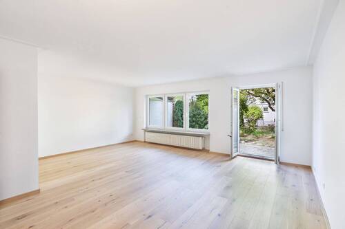 Wohn-Essbereich - 5 Zimmer Reihenmittelhaus zum Kaufen in Ismaning