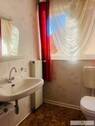 Tageslicht-Gäste-WC im Dachgeschoss - 