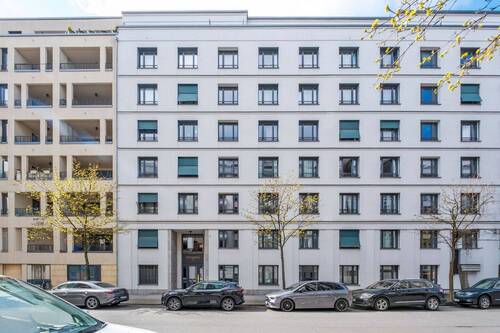 Hausansicht von der Straße - 