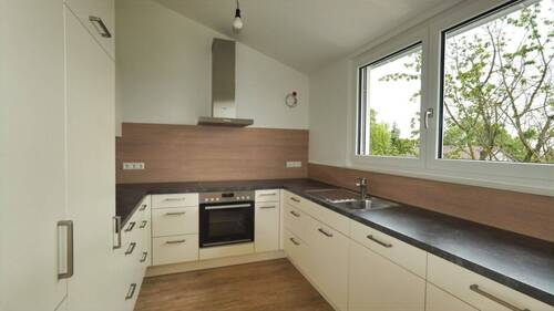 Hochwertige Einbauküche - 3 Zimmer Etagenwohnung zur Miete in Immenstaad