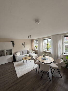 Bild 2 - 2 Zimmer Etagenwohnung zur Miete in Schleswig