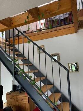 Treppe - Etagenwohnung mit 91,00 m² in Detmold zur Miete