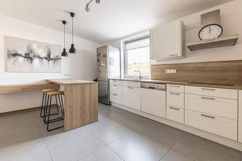 Küche - Einrichtungsbeispiel - Etagenwohnung mit 85,00 m&sup2; in München zum Kaufen