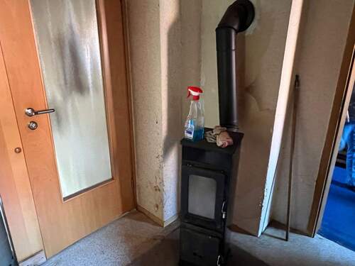 Flur mit Kamin DG - 