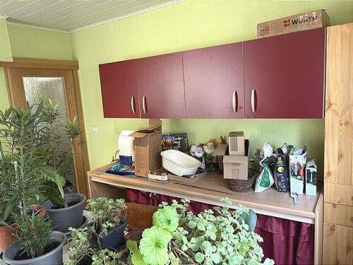 Küchenzeile Nebengebäude mit Gästewohnung - 