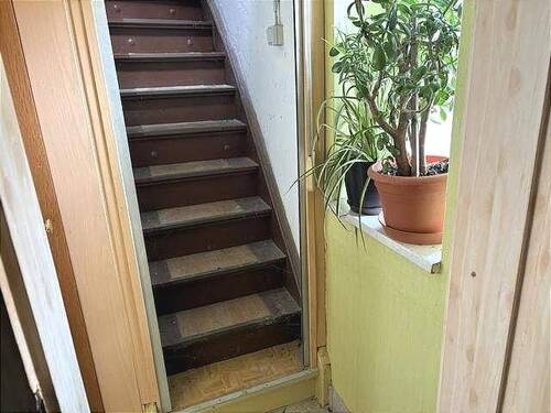 Treppenaufgang Nebengebäude mit Gästewohnung - 