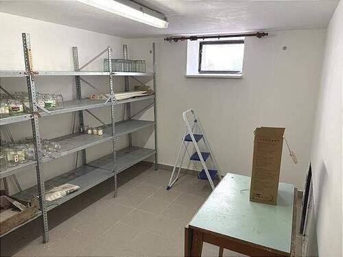 Kellerraum Nebengebäude mit Gästewohnung - 