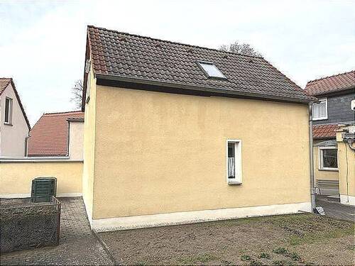 Hofansicht Nebengebäude mit Gästewohnung - 