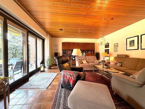 Wohnzimmer - Einfamilienhaus mit 138,00 m&sup2; in Holdorf zum Kaufen