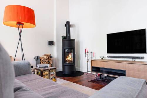Bild 1 - Stilvolle 3-Zimmer-Wohnung mit Kamin und Terrasse in begehrter Wilmersdorfer Kiezlage!