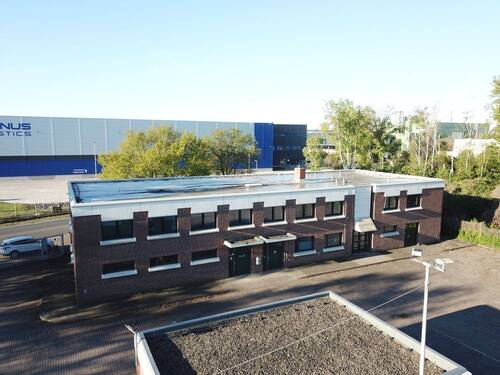 Außenansicht - Gewachsener Betriebsstandort im Logistikzentrum Brink-Hafen - Hallen, Büros, 4.400 m² Außengelände