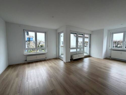 Wohn- und Esszimmer - 