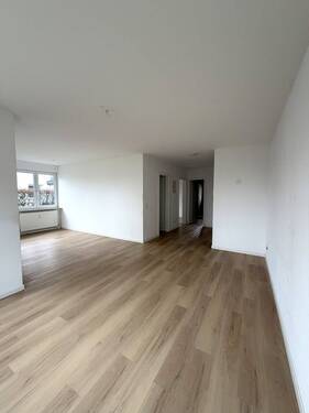 Wohn- und Esszimmer - 