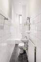 Bad mit Dusche - 