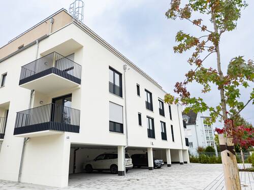Hausansicht - Bezugsfertige Eigentumswohnungen in der Maxhütter Straße Burglengenfeld - Whg. A.05