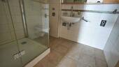 Bad mit Dusche - 2 Zimmer Etagenwohnung zum Kaufen in Uhldingen-Mühlhofen