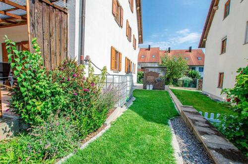 Garten seitlich - 