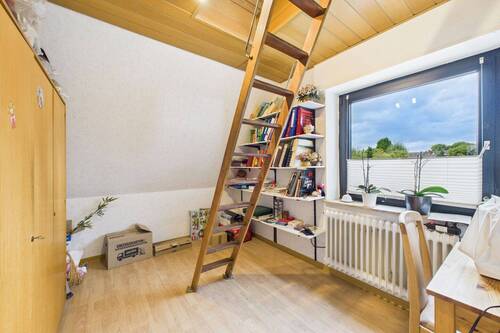 Arbeitszimmer 1. OG - 