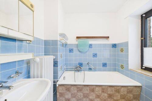 Badezimmer 1. OG - 