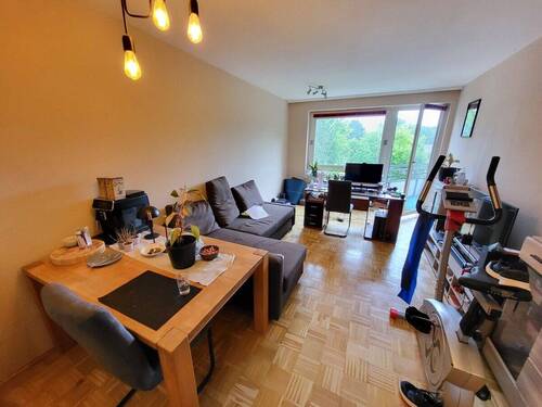 Wohn- und Esszimmer - 