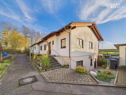 Außenaufnahmen - Bungalow mit 156,00 m&sup2; in Illingen zum Kaufen