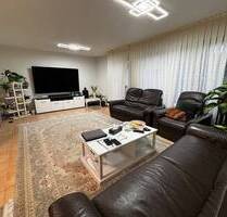 Reihenendhaus mit Garage und Garten in Paderborn-Wewer