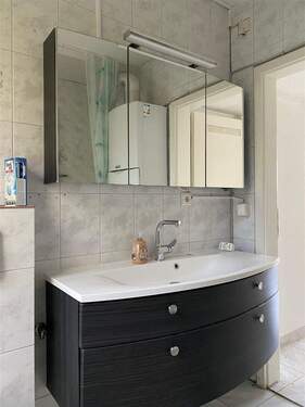 Waschtisch - 3 Zimmer Etagenwohnung in Delmenhorst