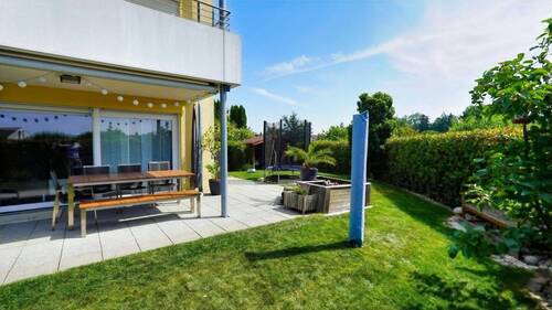 Blick auf die Terrasse und Garten - 